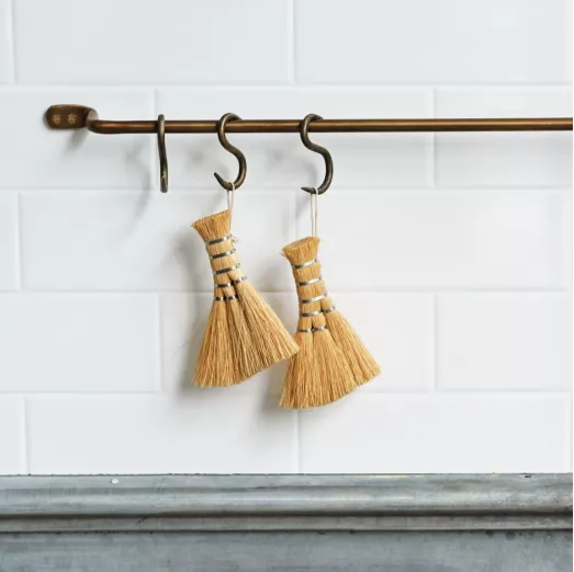 Hanging Rails & Accessories